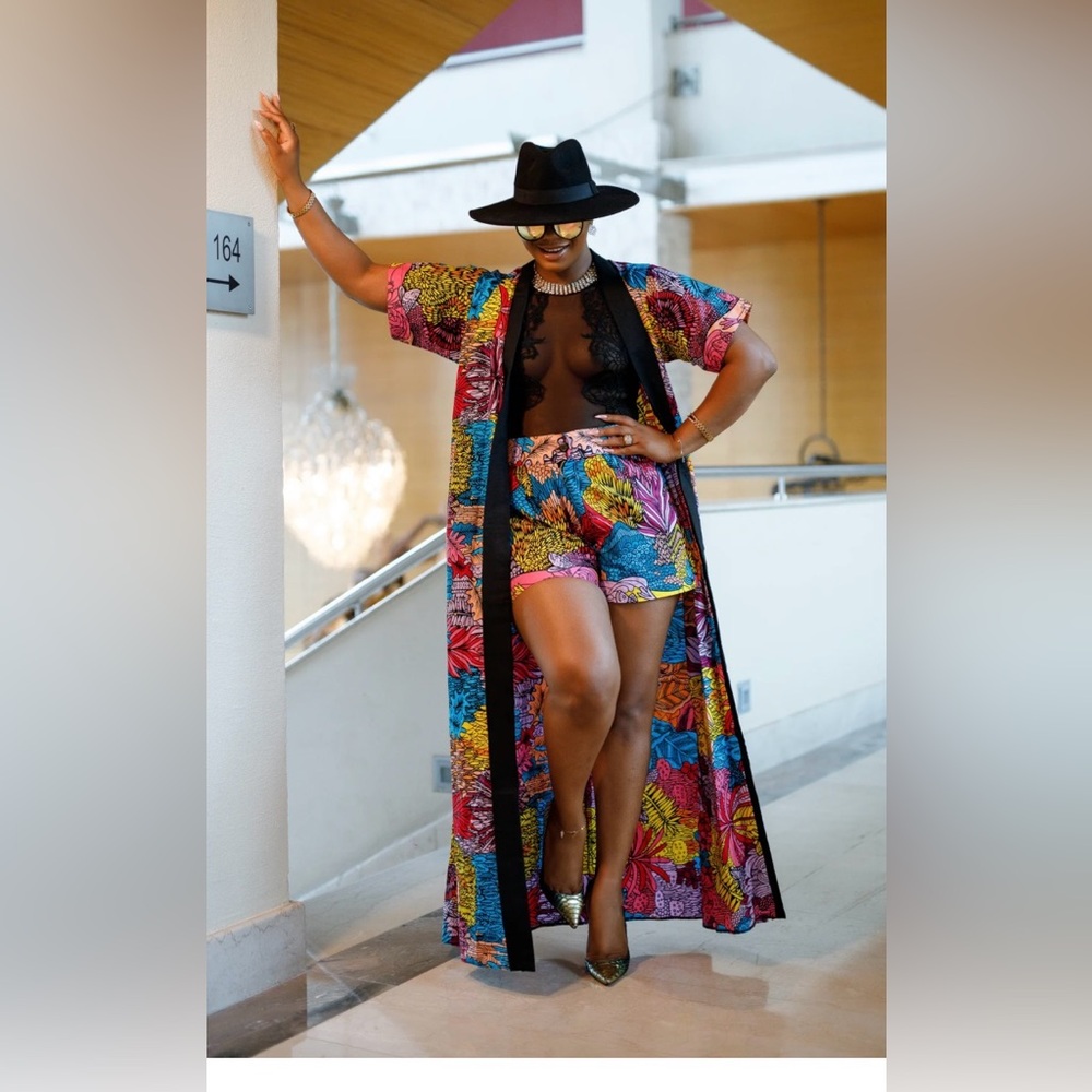 Ace Kouture - Kimono Short Set. Size Large